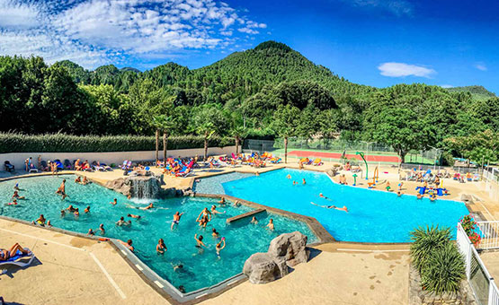 Top 3 des meilleurs campings avec piscine dans le Tarn