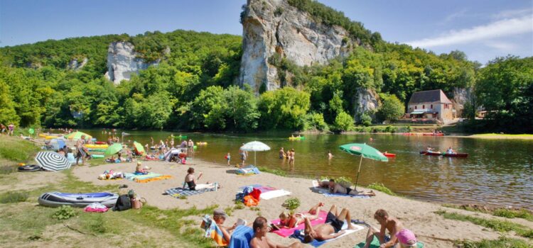 Pourquoi choisir un camping en bord de rivière pour ses vacances ?