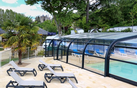 Revivez l’histoire de France depuis le camping Les Nobis à Saumur